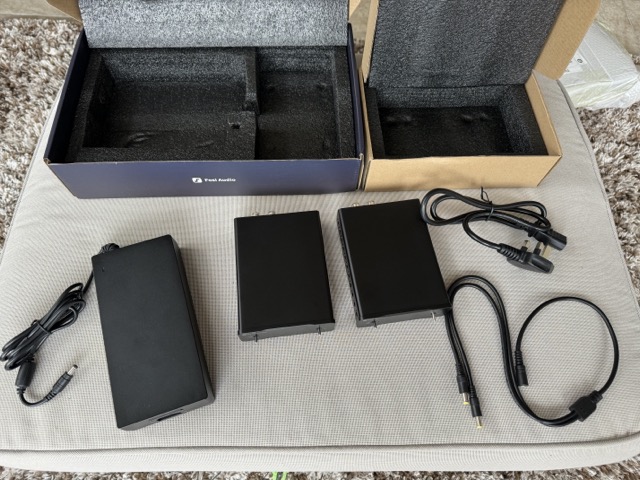 Prerelease box contents 2.jpeg Prerelease box contents 2.jpeg